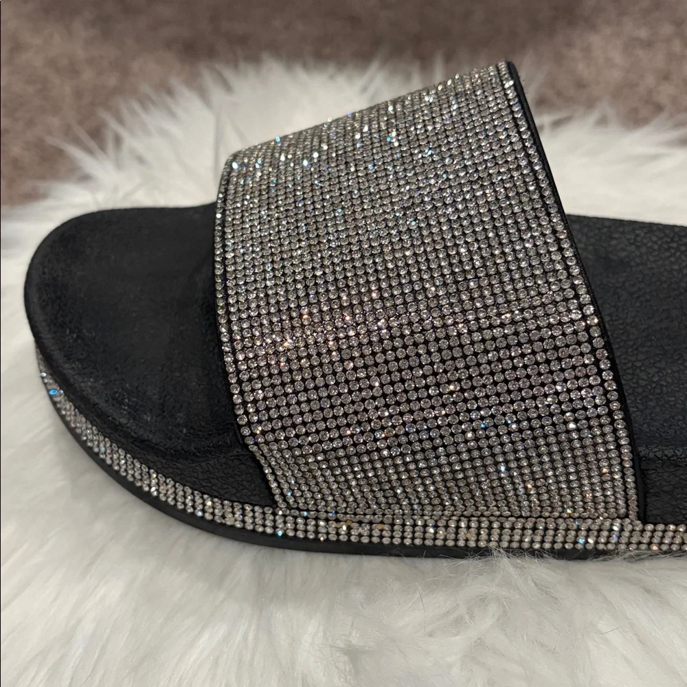 Bling Madden NYC Black and White Slide Sandals Size 9 - Picture 5 of 10